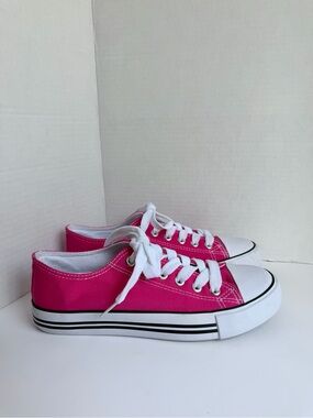 Epic Step Pink Canvas Sneakers for Women Size 7